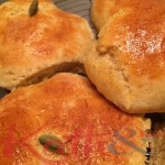 petits pains à la cardamome
