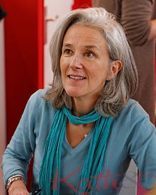 220px-Paris_-_Salon_du_livre_2013_-_Tatiana_de_Rosnay_001