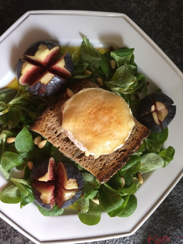 Salade de chèvre chaud aux figues