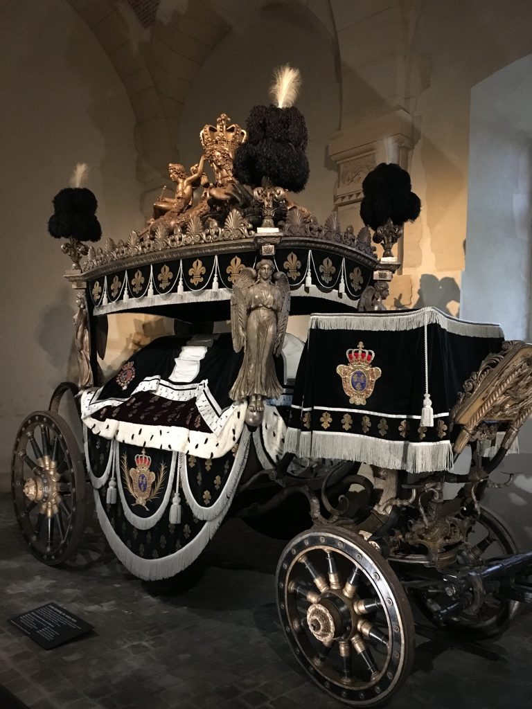 Le char funebre de Louis XVIII