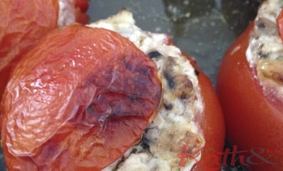 tomates farcies au chèvre et aux champignons